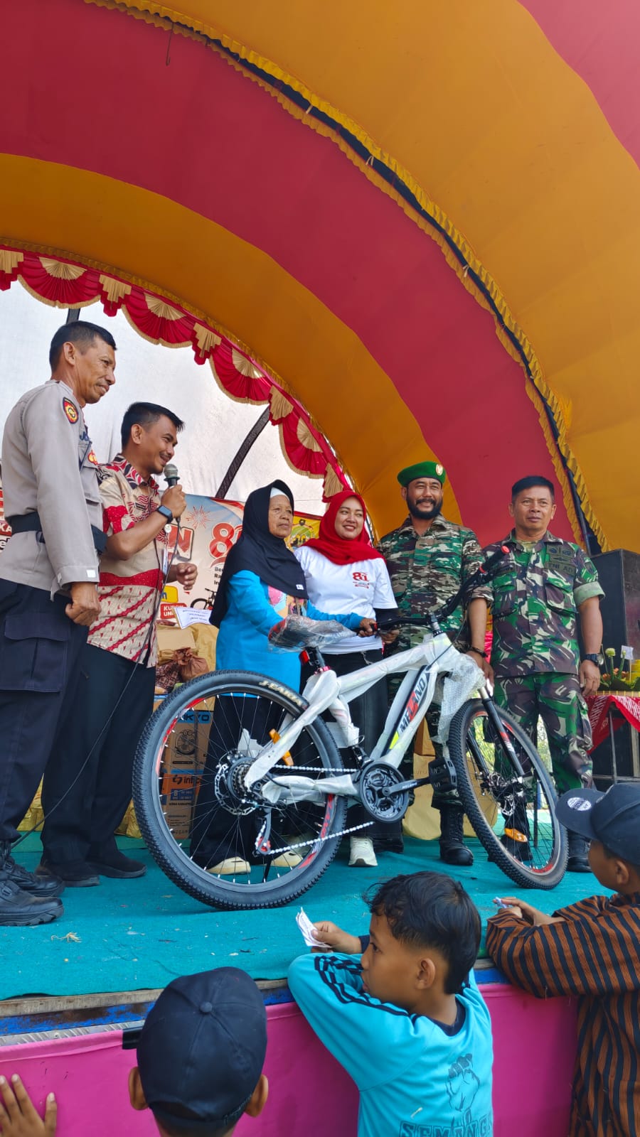 Kemeriahan Karnaval HUT RI yang ke-81 Desa Galeh, Kecamatan Tangen, Kabupaten Sragen
